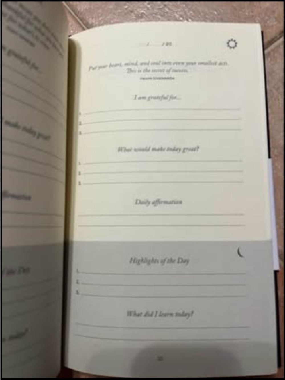 5 minute Journal - Picture 4 of 4